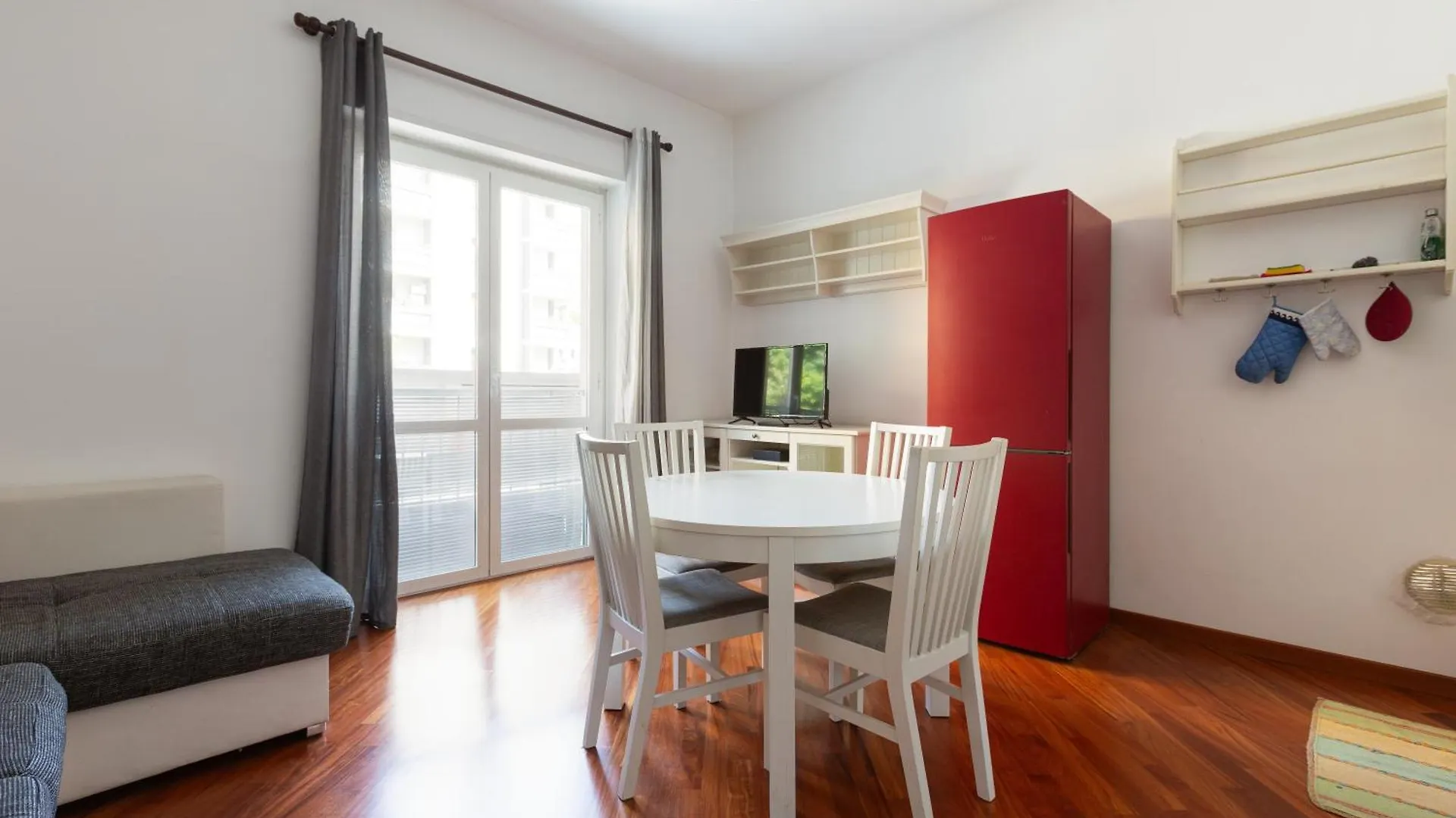 Ca' Granda M5 & Bicocca - Apartment With Parking Milan