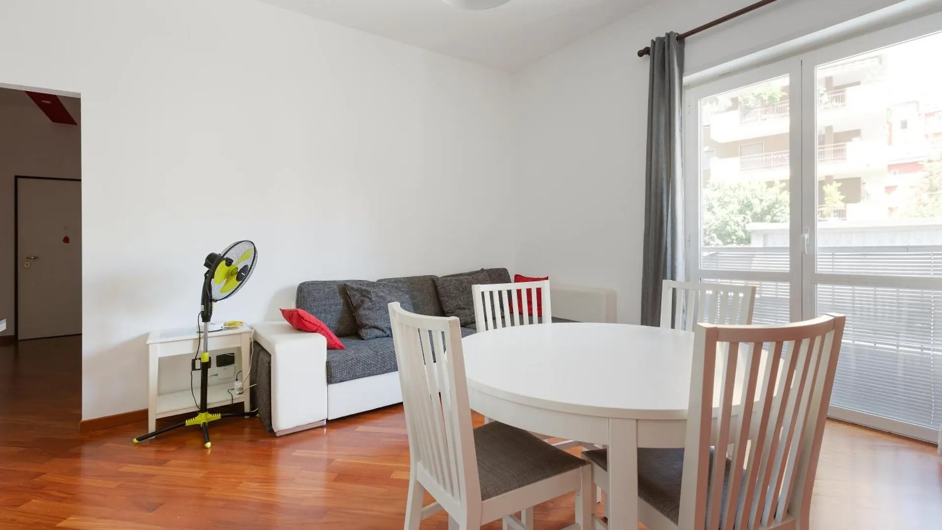 Ca' Granda M5 & Bicocca - Apartment With Parking Milan